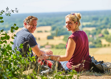 Picknick auf der Teutoschleife Tecklenburger Bergpfad mit Blick ins Münsterland.