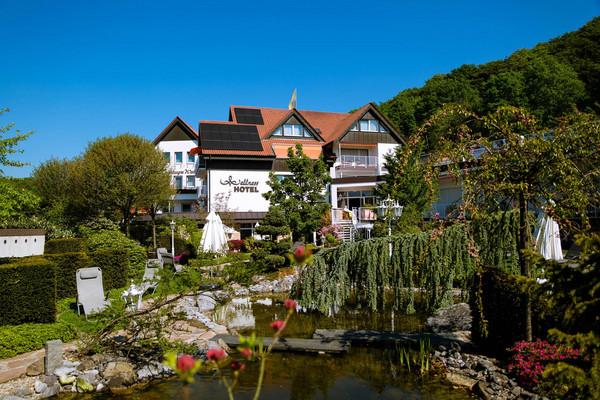 Das Teutoburger Wald Hotel liegt direkt im idylischen Bocketal, direkt am Waldrand des Erholungsortes Brochterbeck.